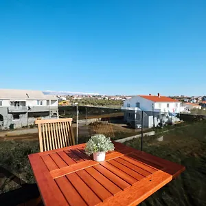 Anka With Seaview , Vrsi Horvátország